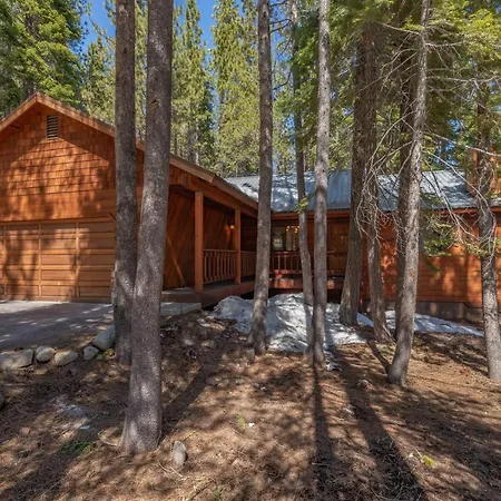 Camp Telemark- Hot Tub- Pet Friendly- Wood Fireplace - Amenities
